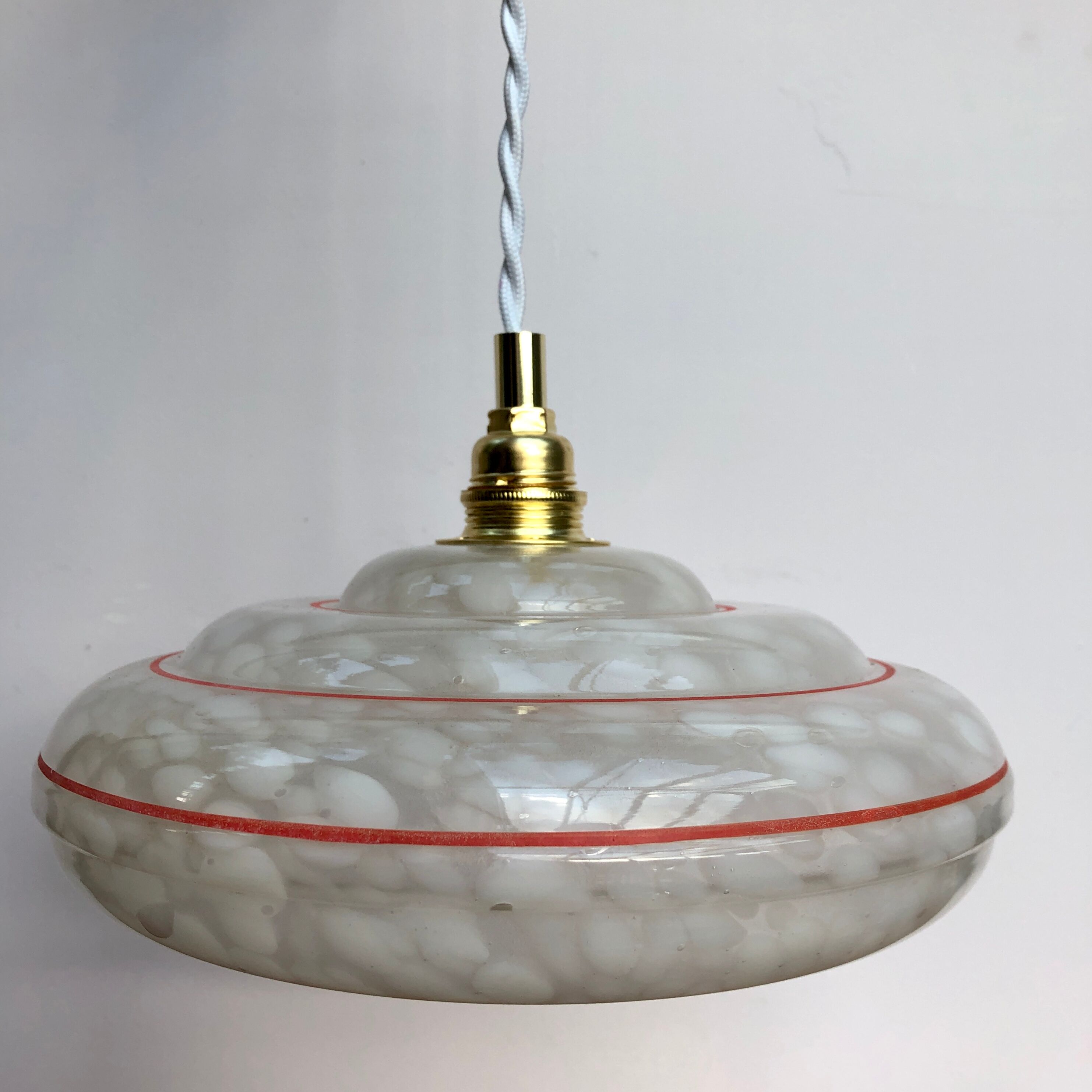 Vintage lampshade suspension and porcelain rosette
