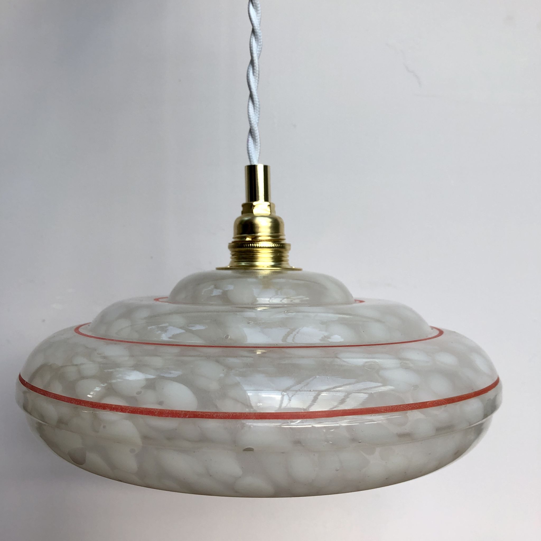 Vintage lampshade suspension and porcelain rosette
