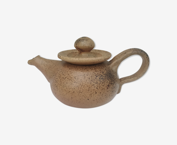 Théière en terre cuite