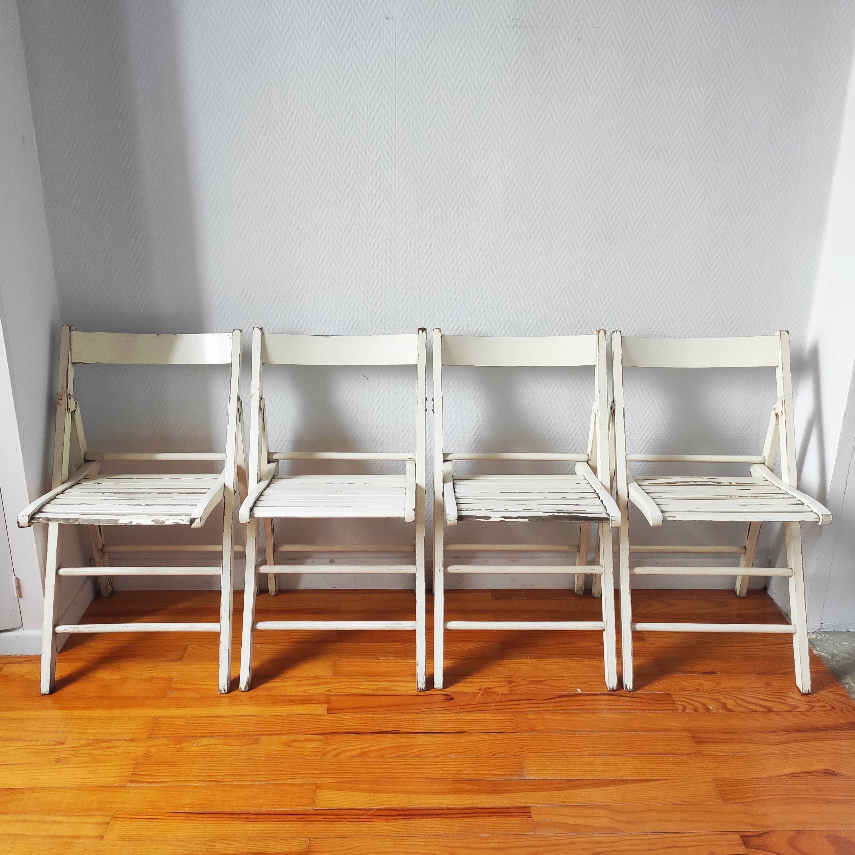 Set of 4 vintage folding chairs with wabi sabi patina