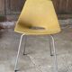 Chaise tonneau par Pierre Guariche