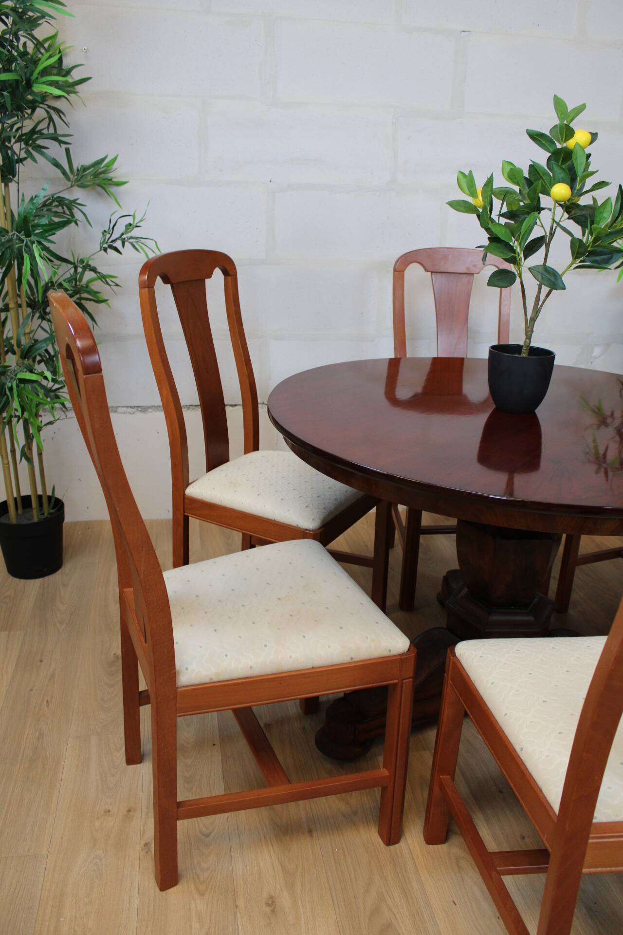 Round Empire style table in Mahogany France