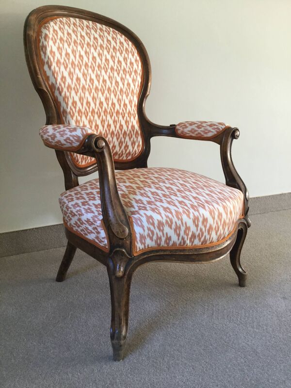 Fauteuil Louis Philippe d'époque entièrement rénové