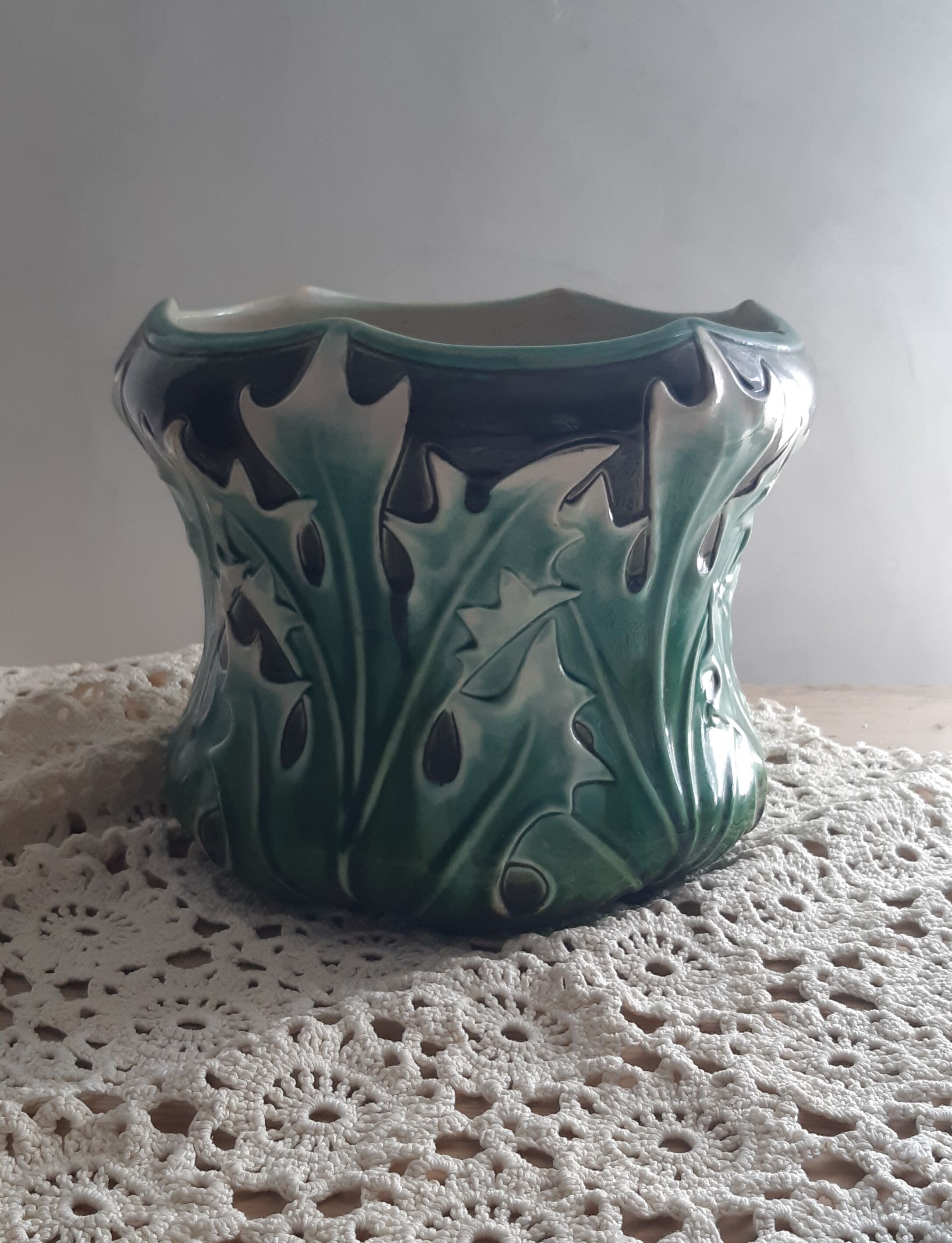 Cache pot in dabbling