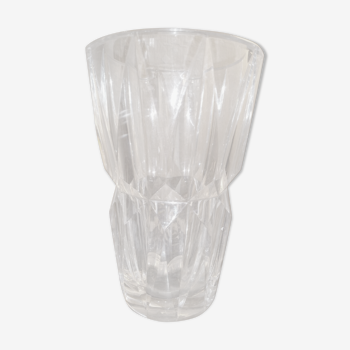 Vase en cristal taillé St Louis