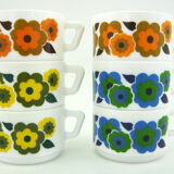 6 cups lotus arcopal france - orange, blue and yellow pop flower patterns - vintage 70s