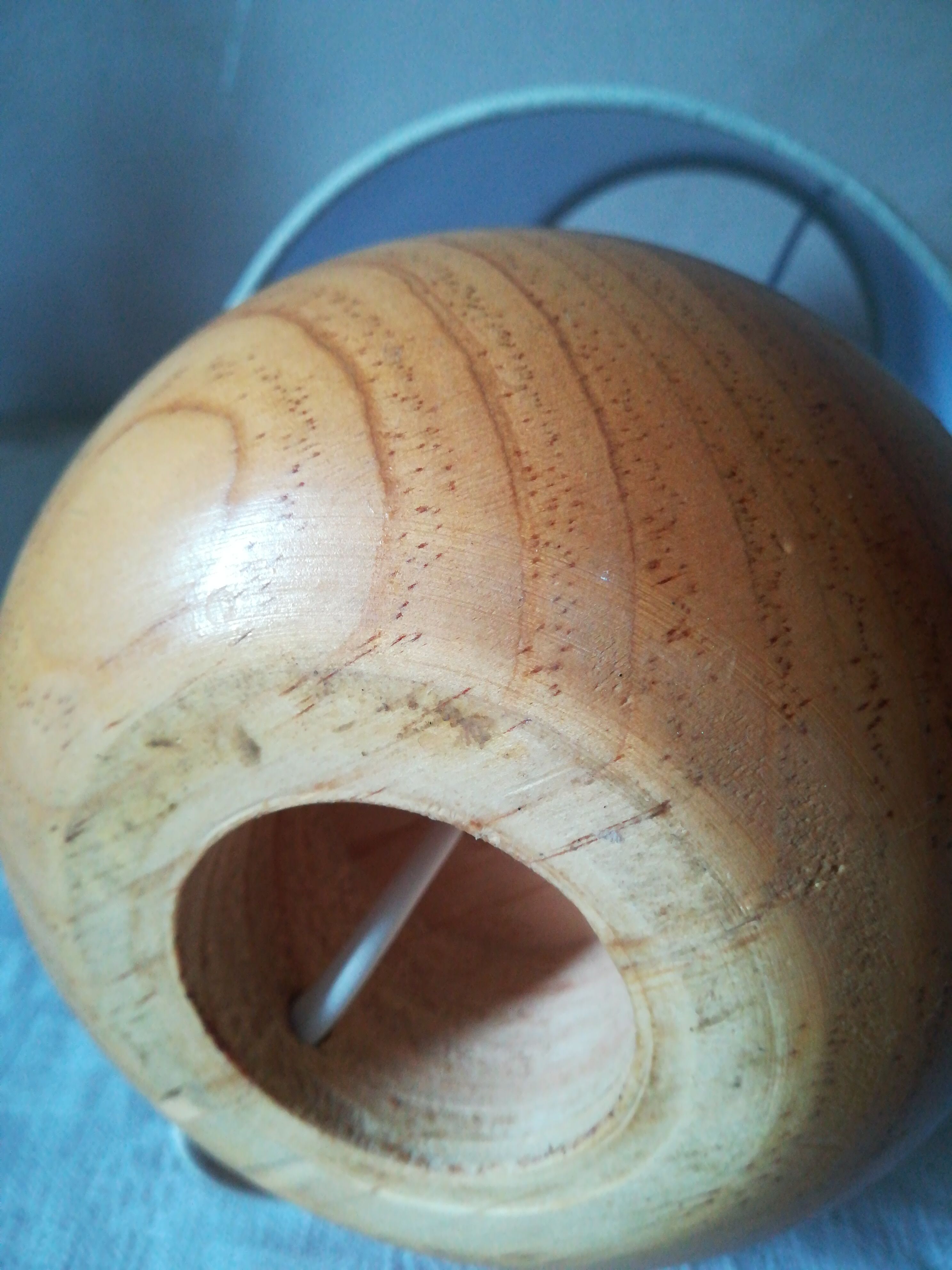 Wooden ball lamp