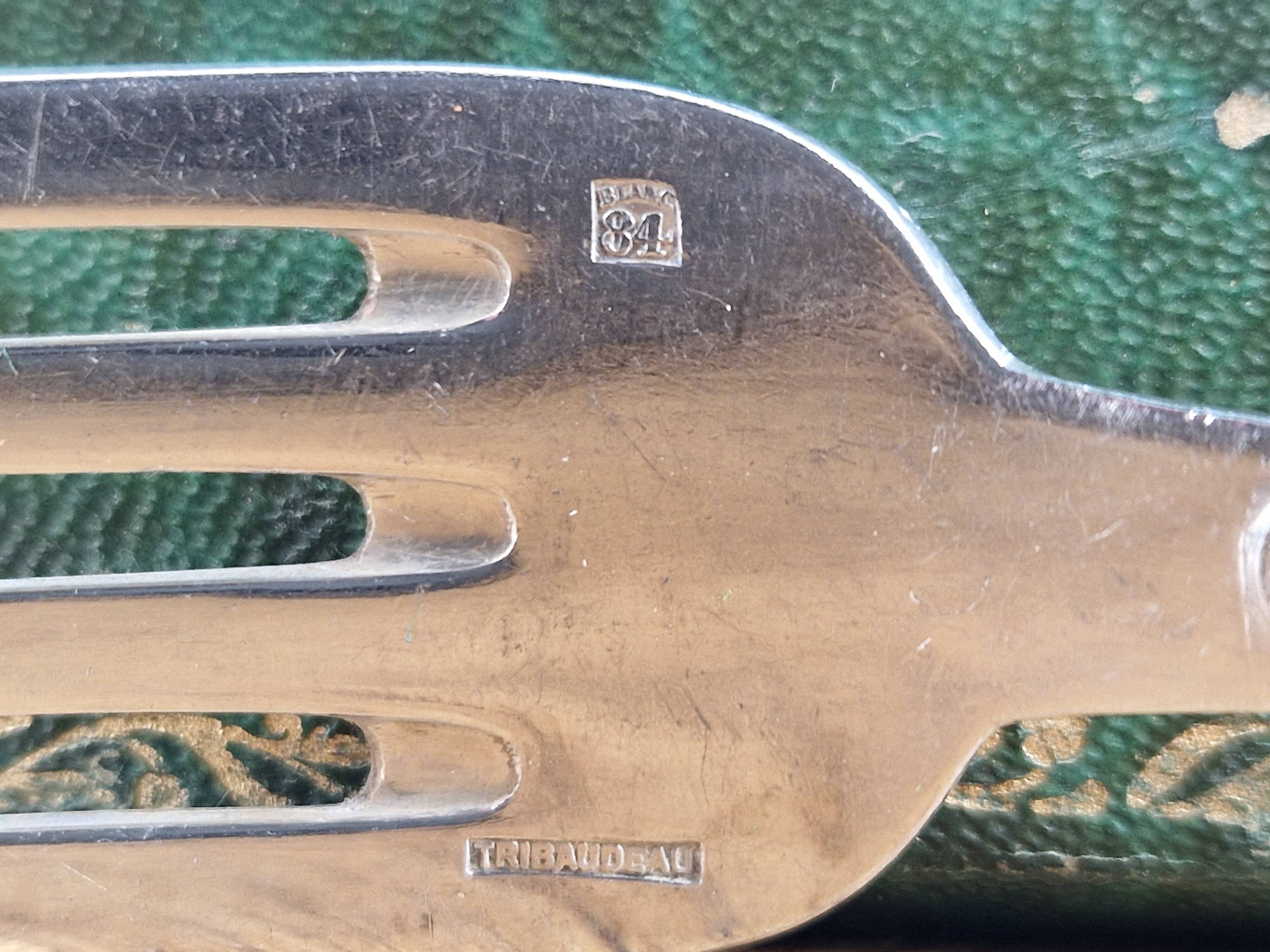 Tribaudeau silver-plated cutlery set "Blanc 84" for 24 place settings.