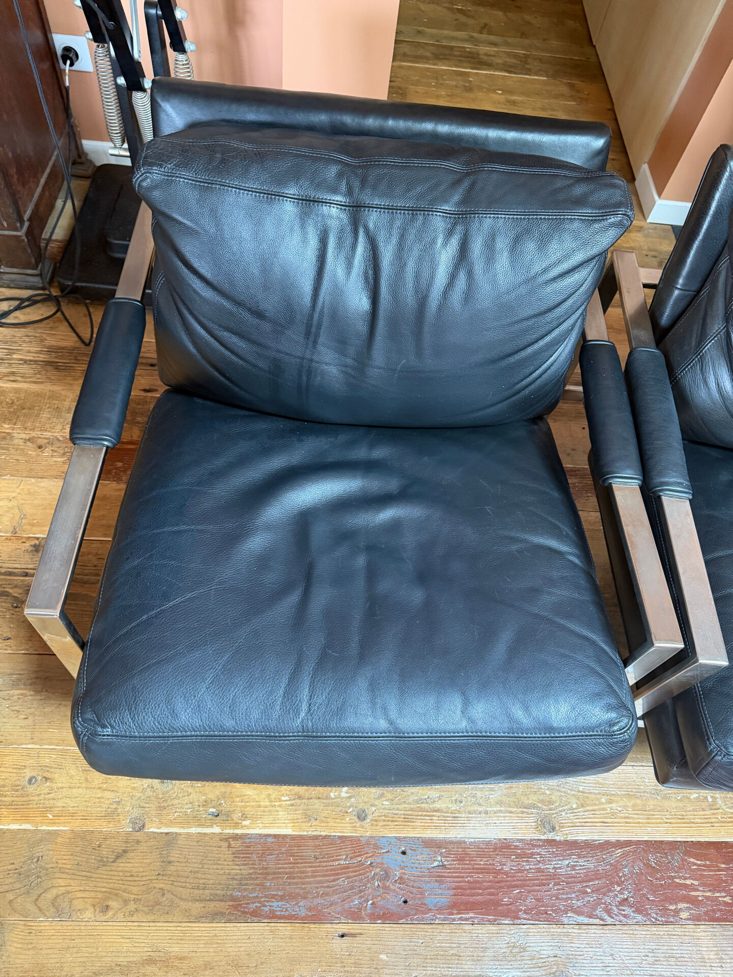 2 chairs Crate & Barrel Milo Baughman