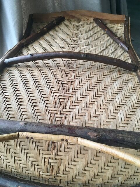Fauteuil en rotin d'époque