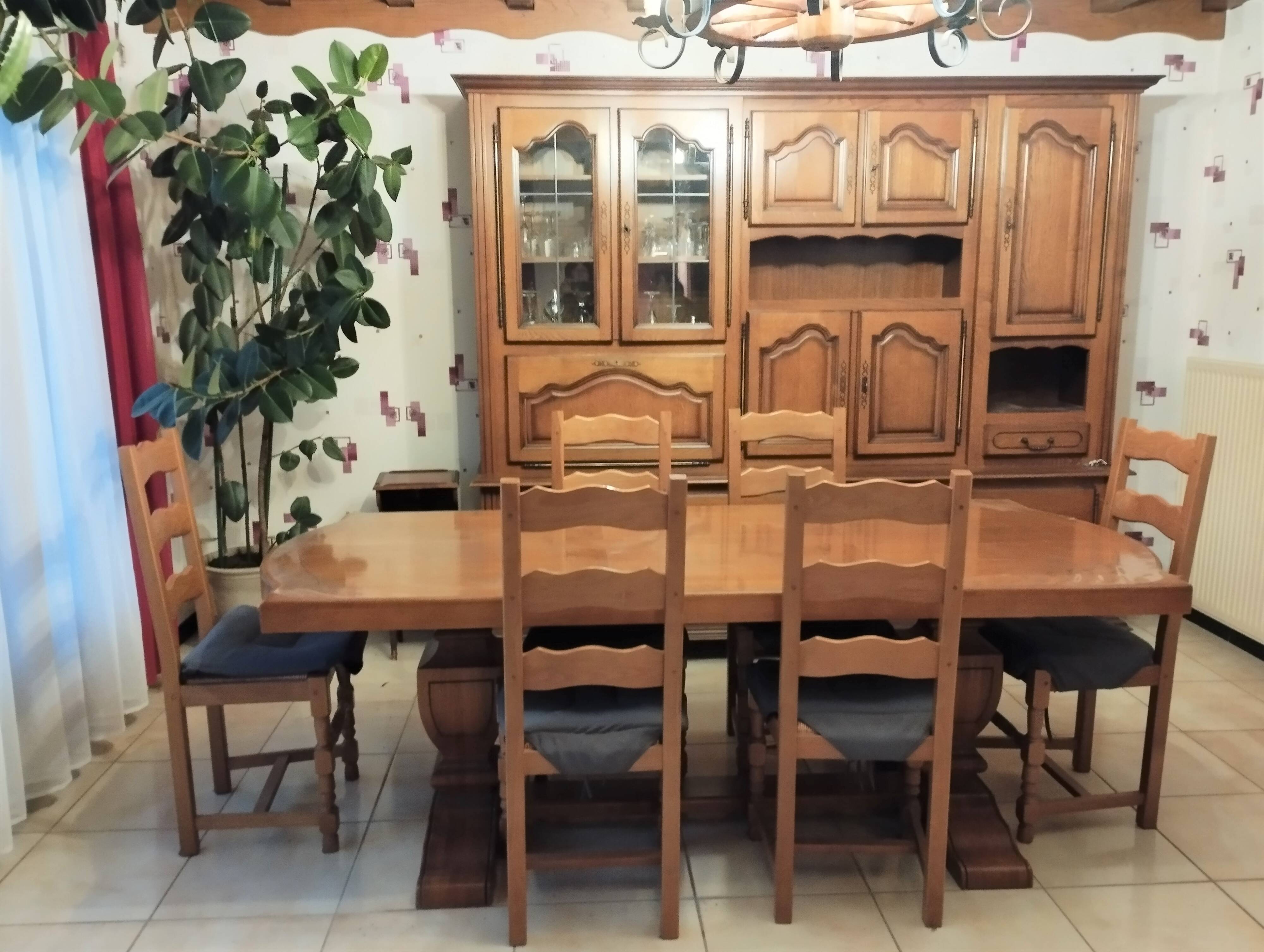 Dining room buffet