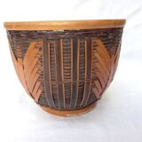 Braided wicker pot cover