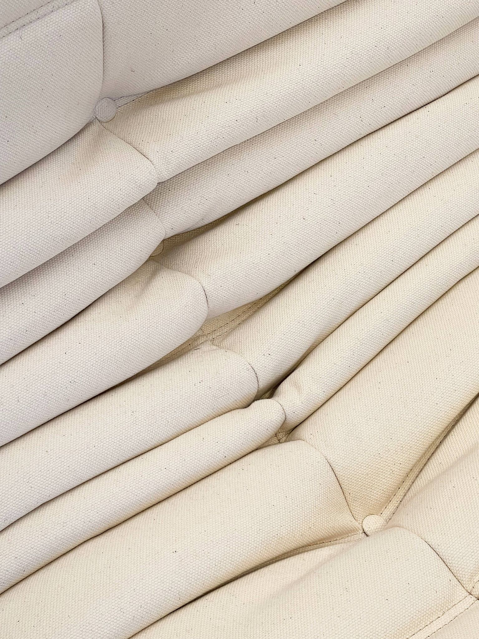 Togo 3-seater Ivory white Roset Michel Ducaroy