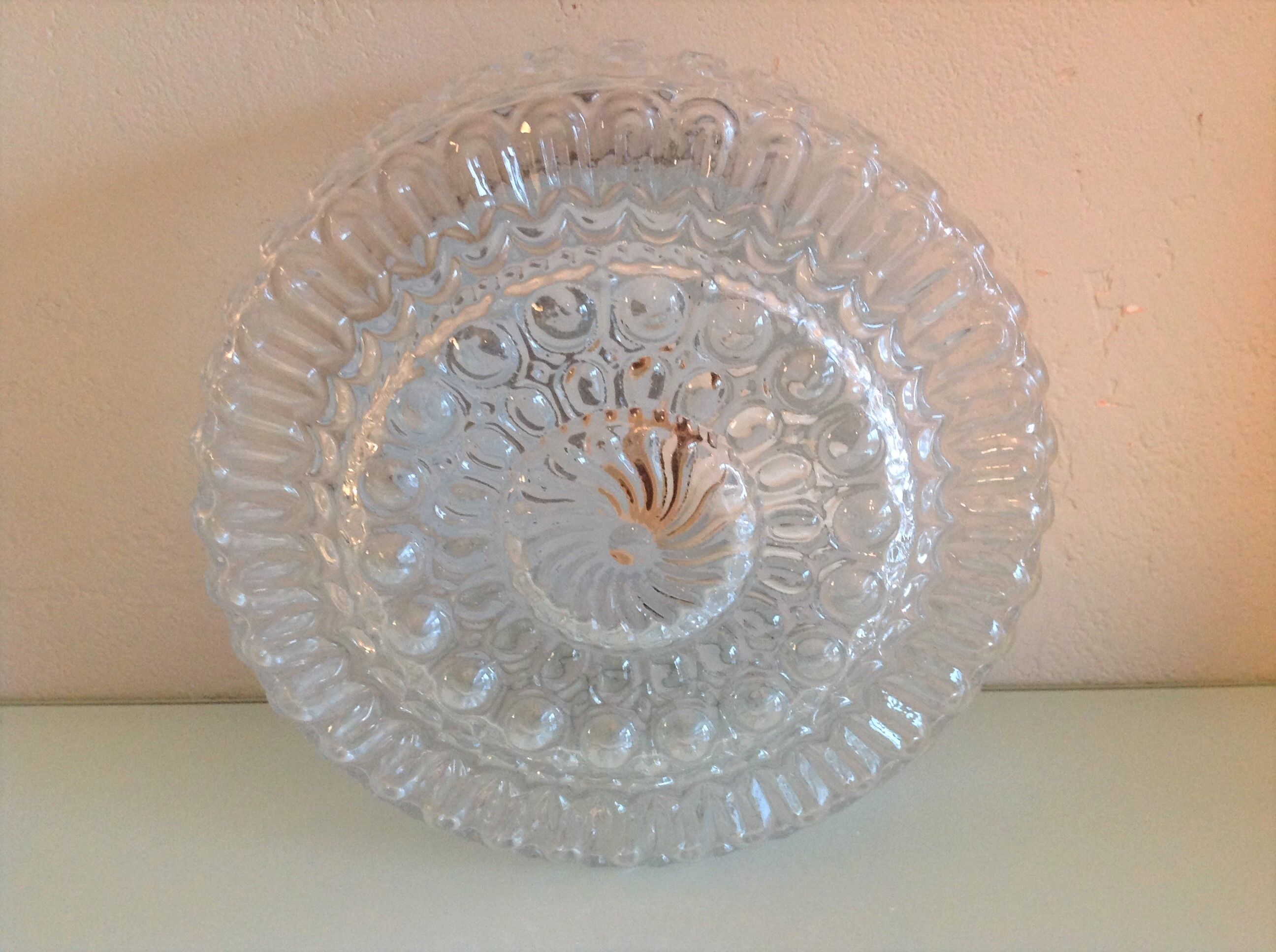 Plafonnier rond en verre bullé années 60-70