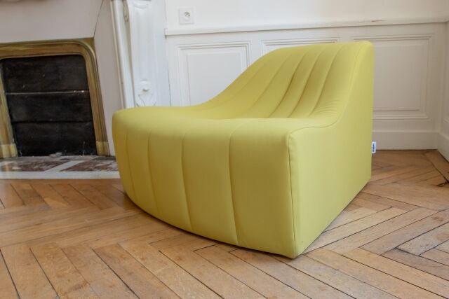 Steiner Chromatic Model by Kwok Hoi Chan Driver - Armchair