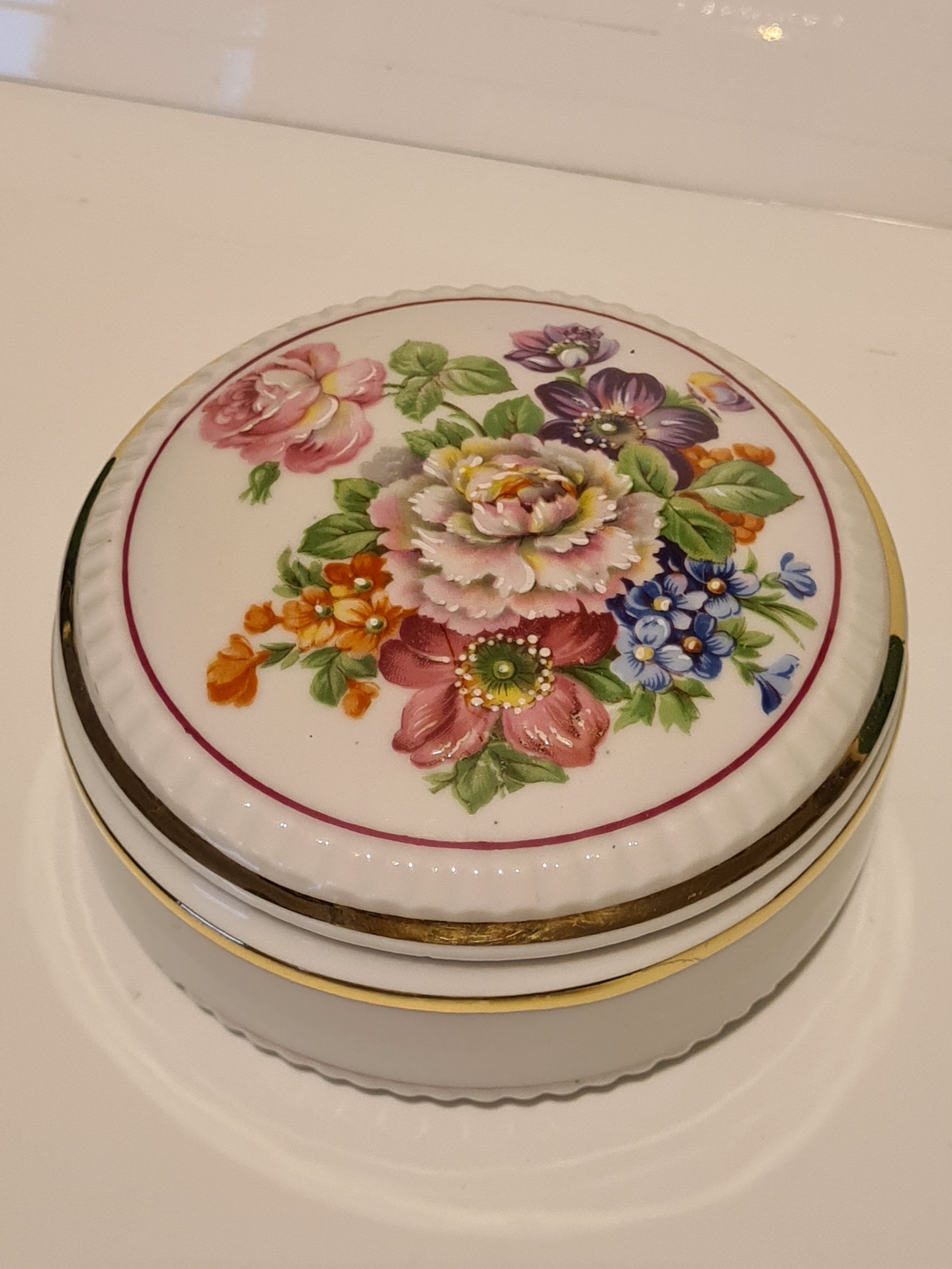 Candy porcelain Ribes Limoges floral decoration