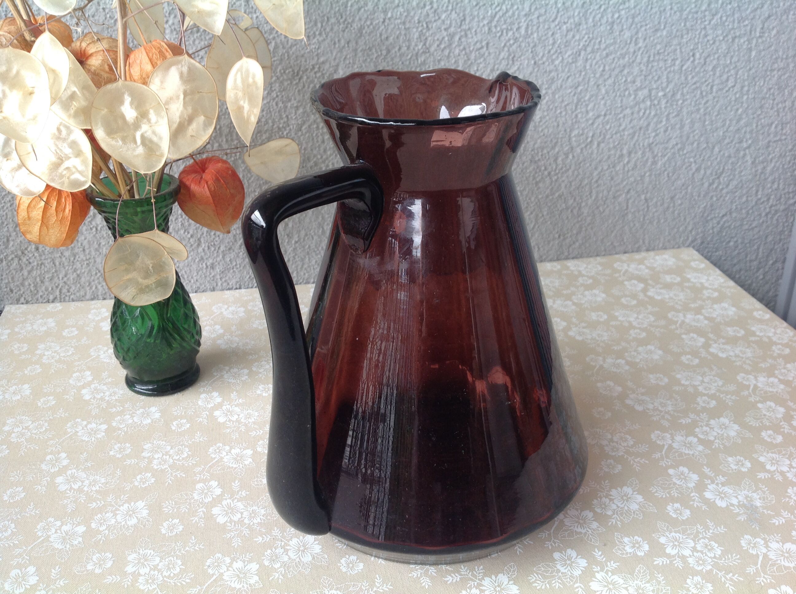 Carafe en verre soufflé ancienne