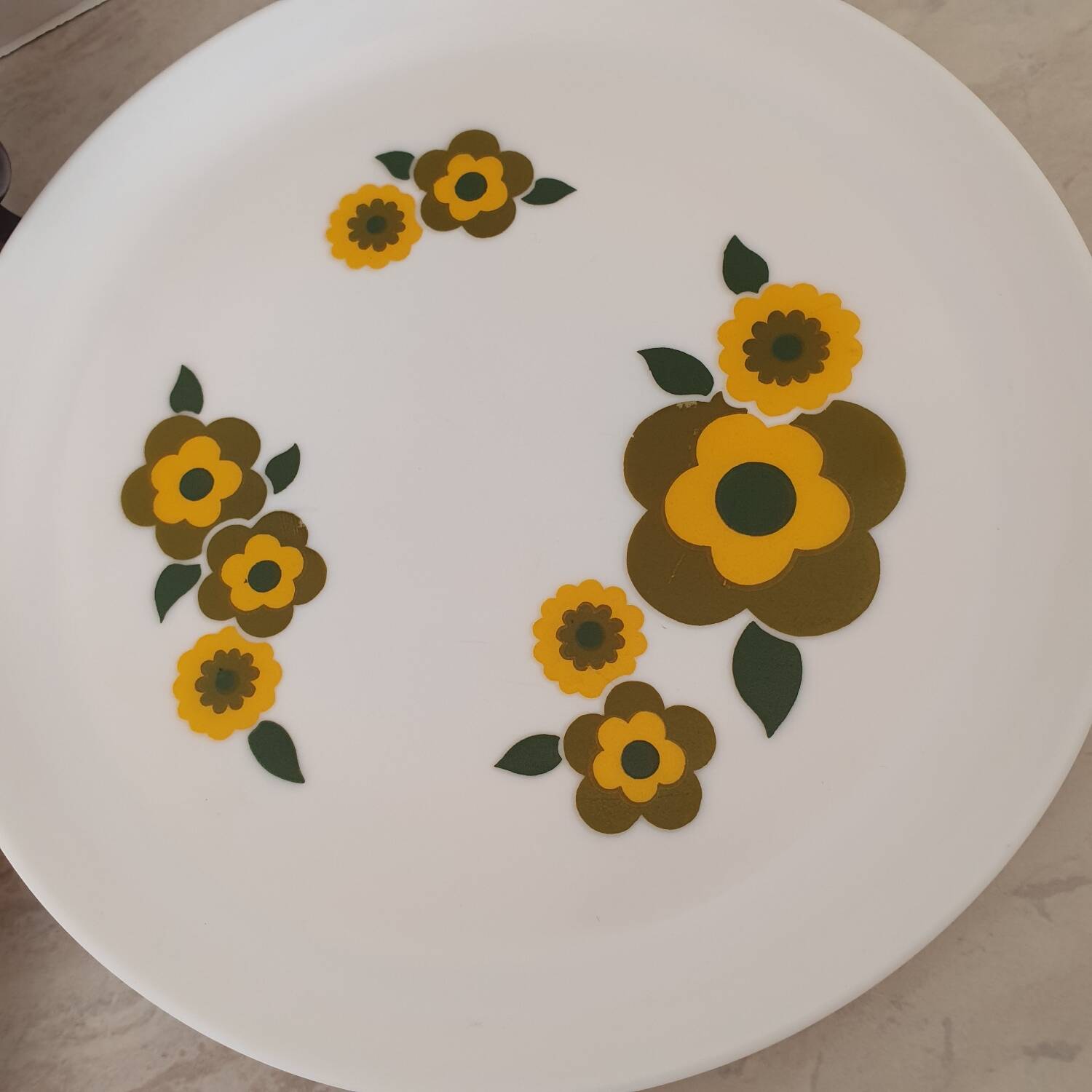 3 flat plates Lotus by Arcopal