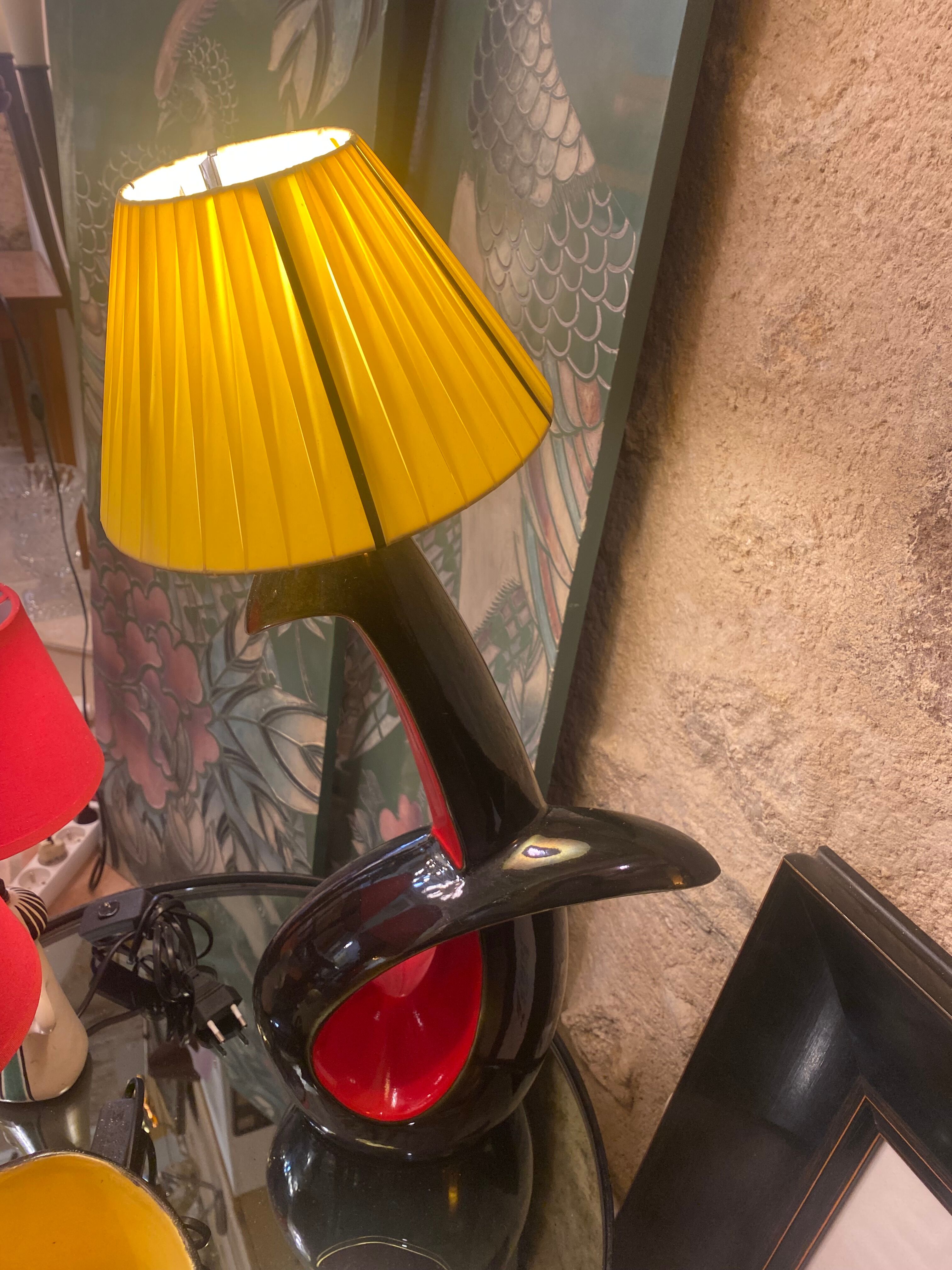 Two-tone ceramic lamp