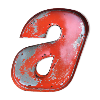 Lettre "A" gigantique