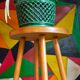 Tabouret de bar en bois blond massif vintage