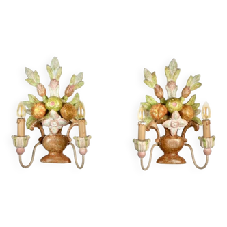 Pair of Italian sconces in carved and hand-painted wood, early 20th century
