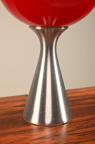 Grande lampe de table de l'ère spatiale avec abat-jour en verre d'Erco