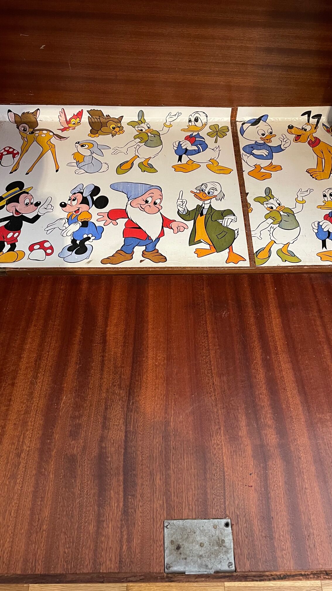 Italian stage shelf from the 60s