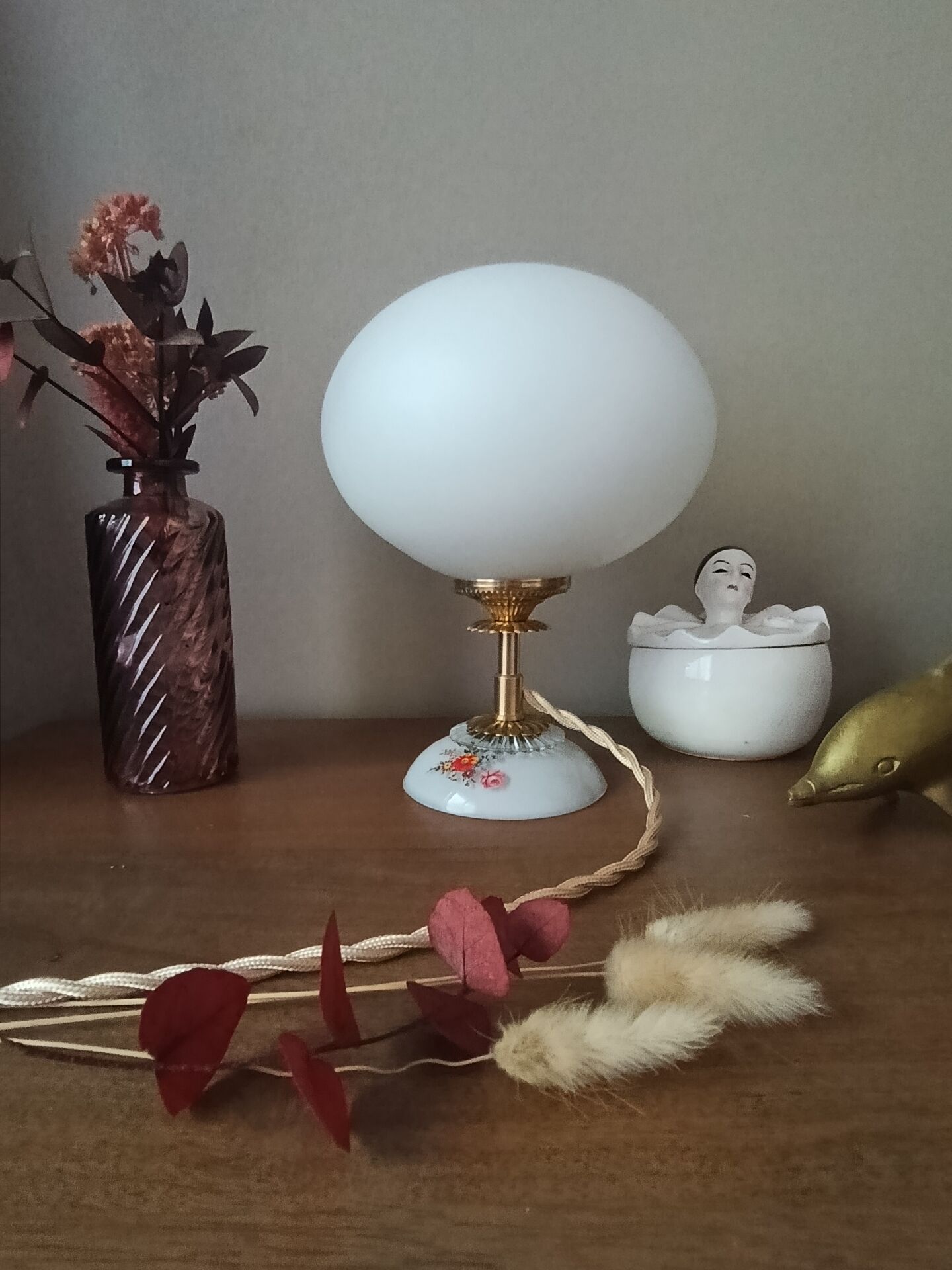 Opaline lamp & retro chic flowers, unique upcycled creation