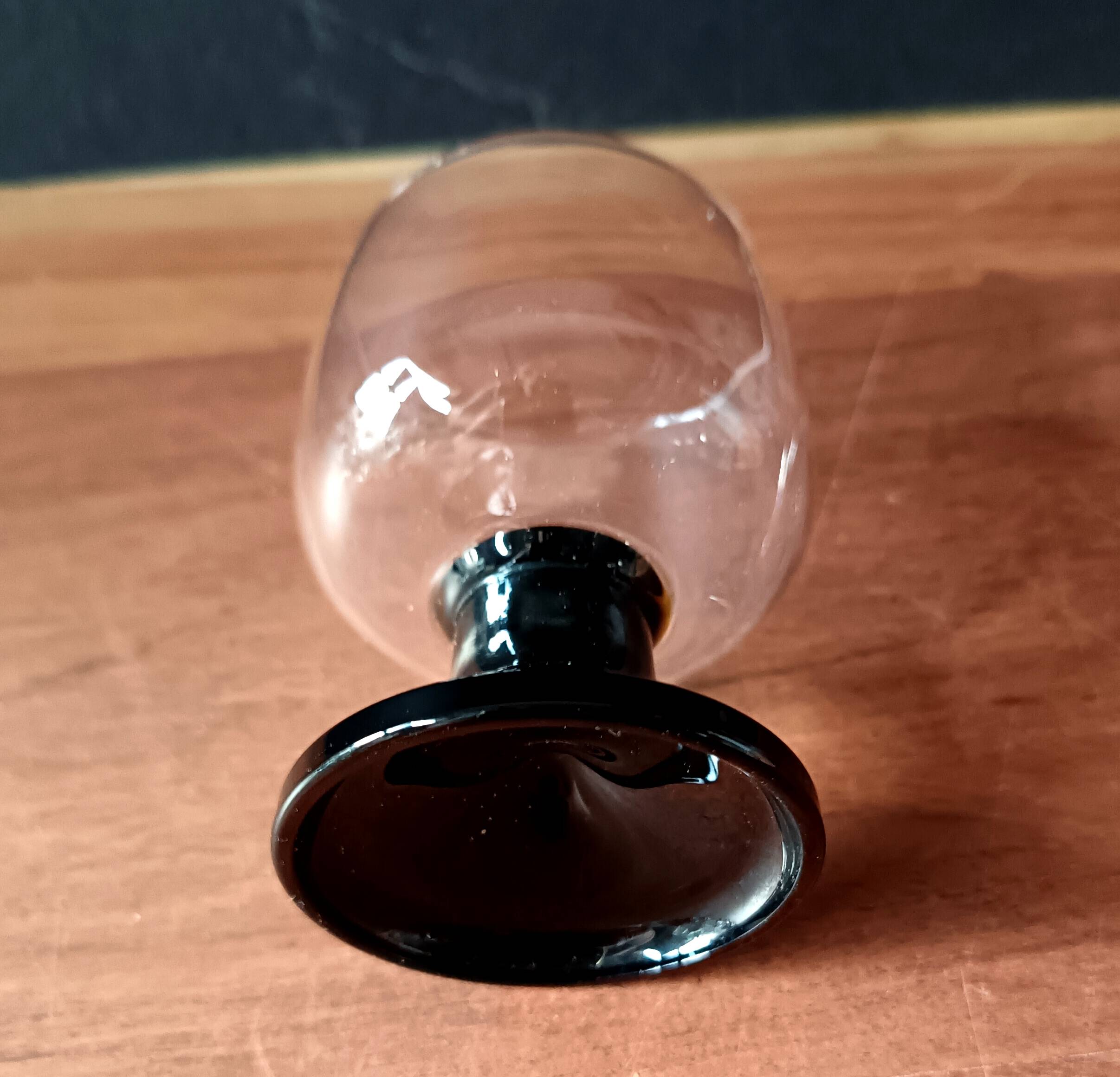 10 14cl glasses on black stems, Luminarc France, Milord 5 model