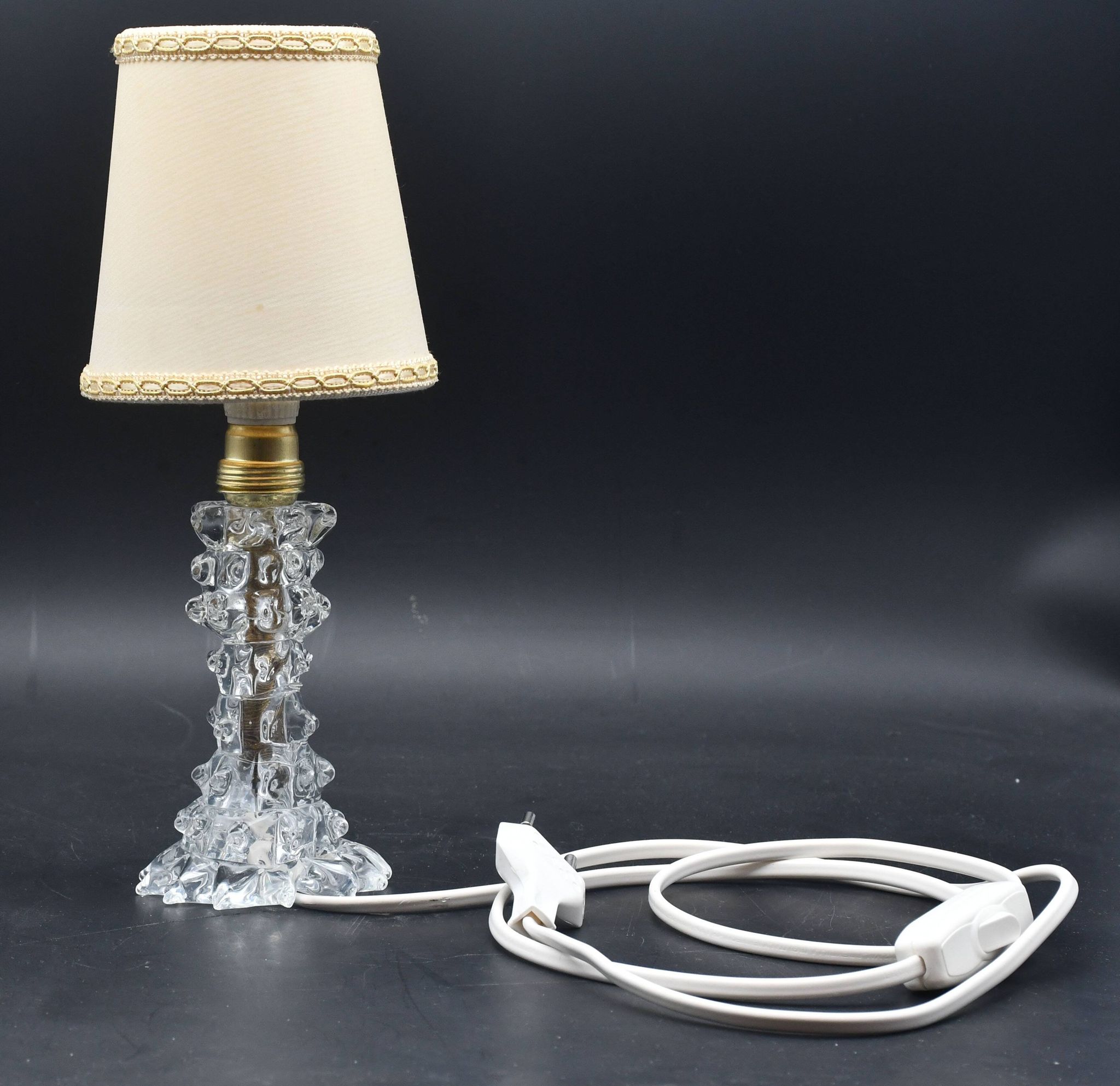 Charming Table Lamp in Rostrato Murano Glass Vase for Barovier & Toso, 1940s