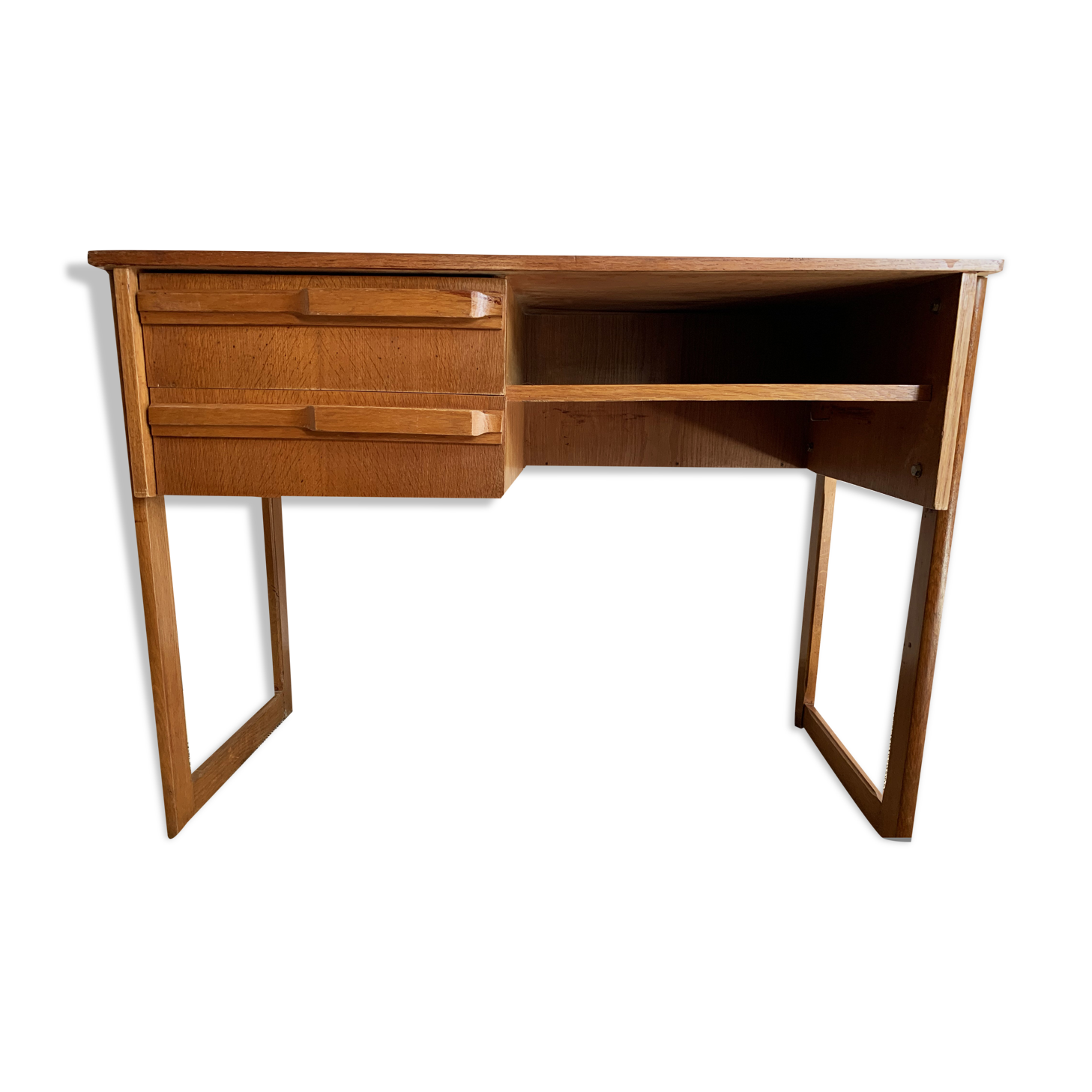 Vintage wooden office of the 50s feet 'traineau'