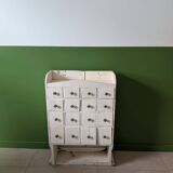 Small workshop furniture