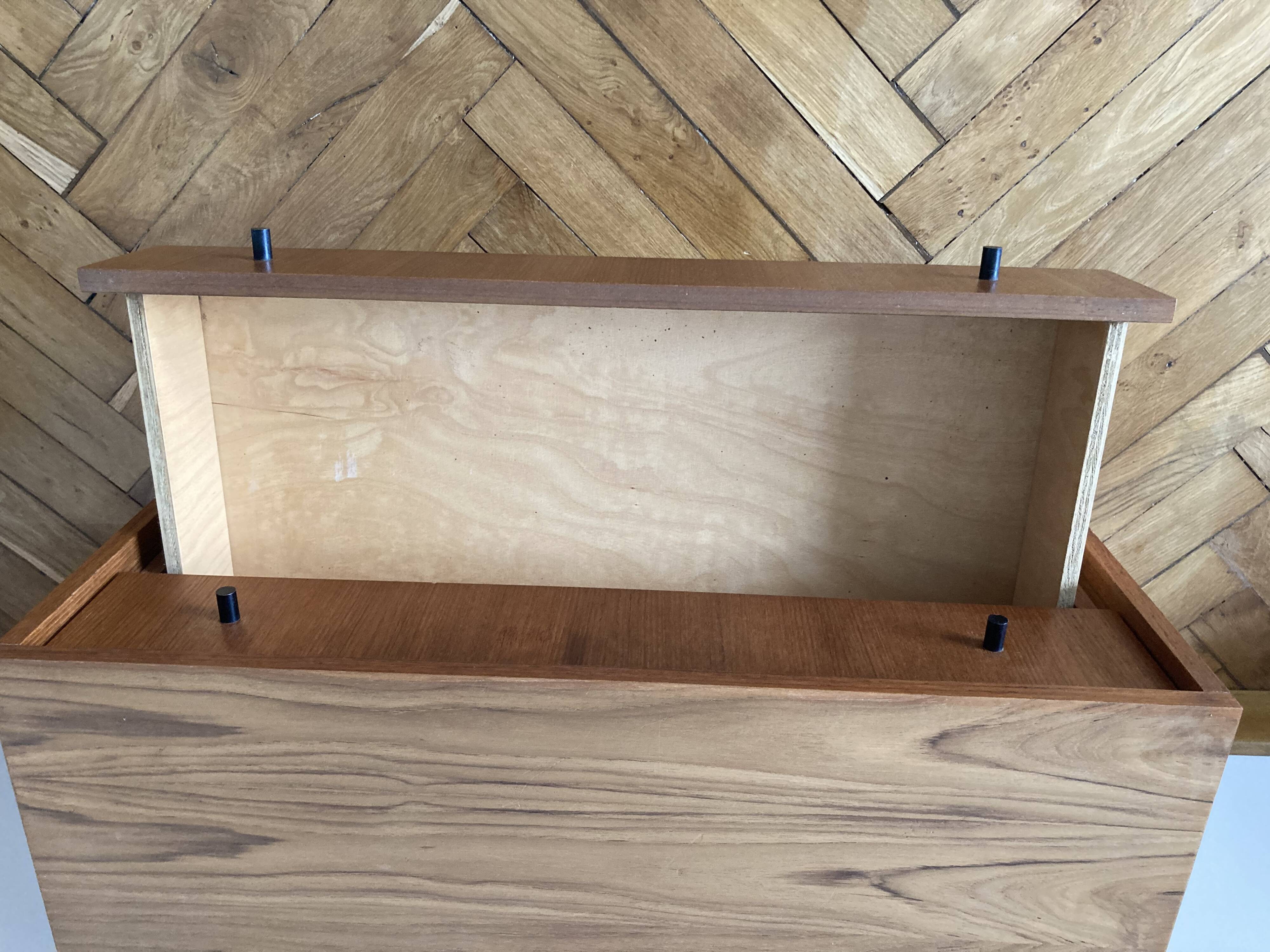 Scandinavian style chest of drawers