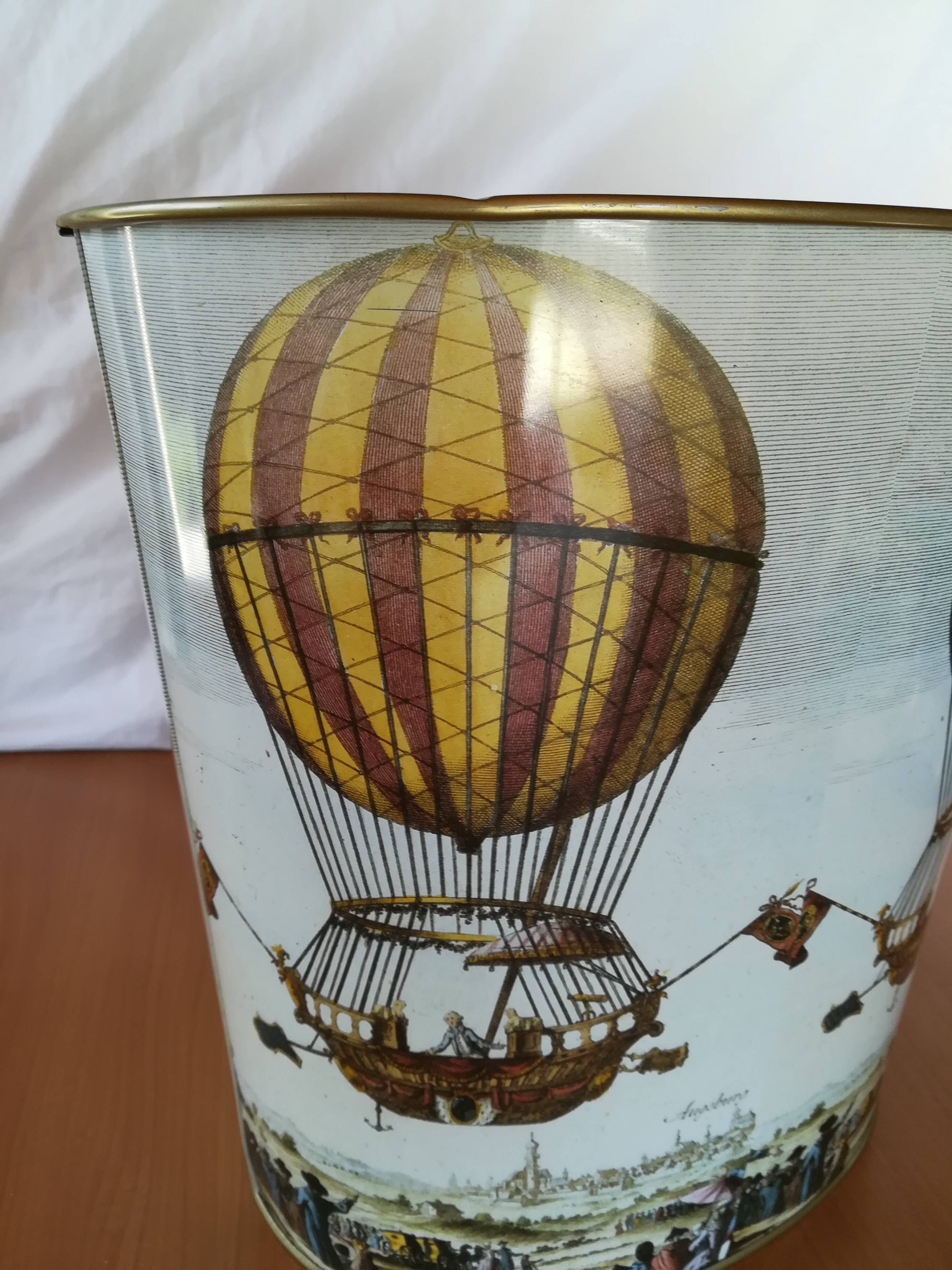 Waste paper basket Metal decor Hot air balloons
