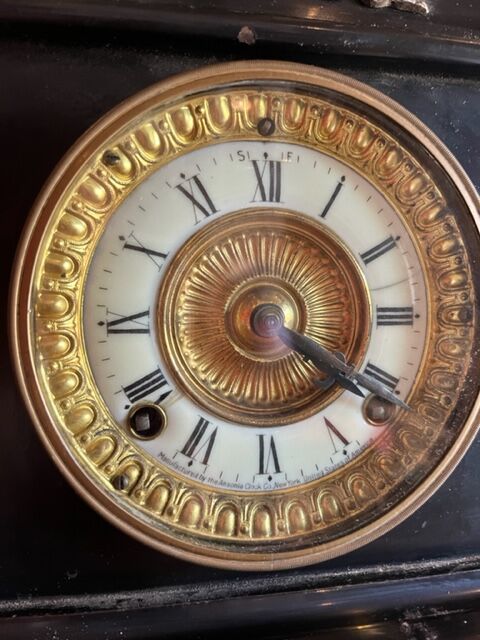 CARTEL OIU HORLOGE DE CHEMINEE