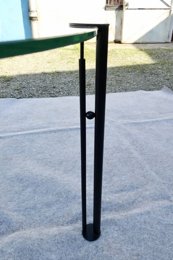 Table ronde ''joe ship'' design Philippe Starck vers 1982, 120 cm