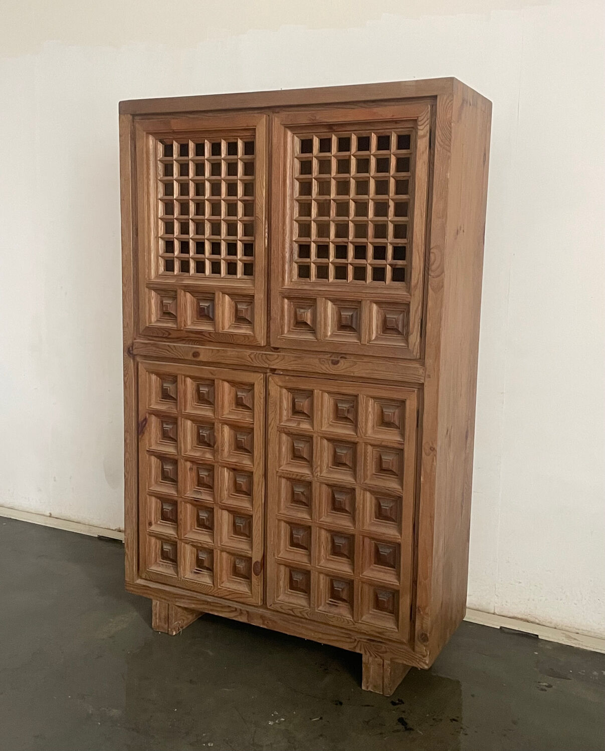 Cabinet vintage