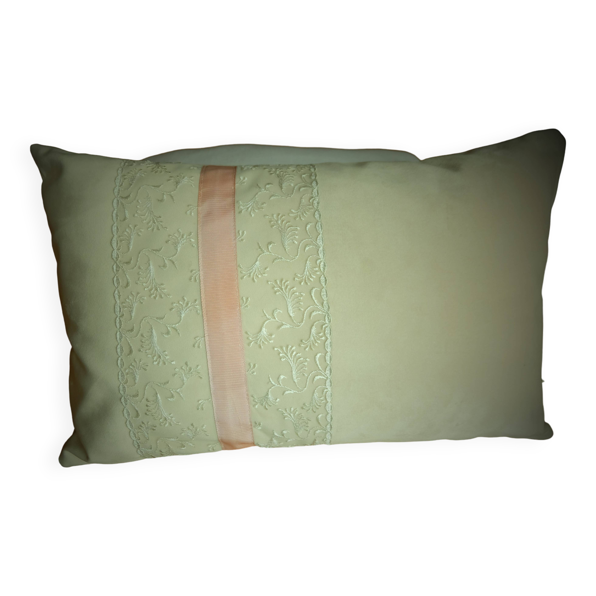 lace cushion
