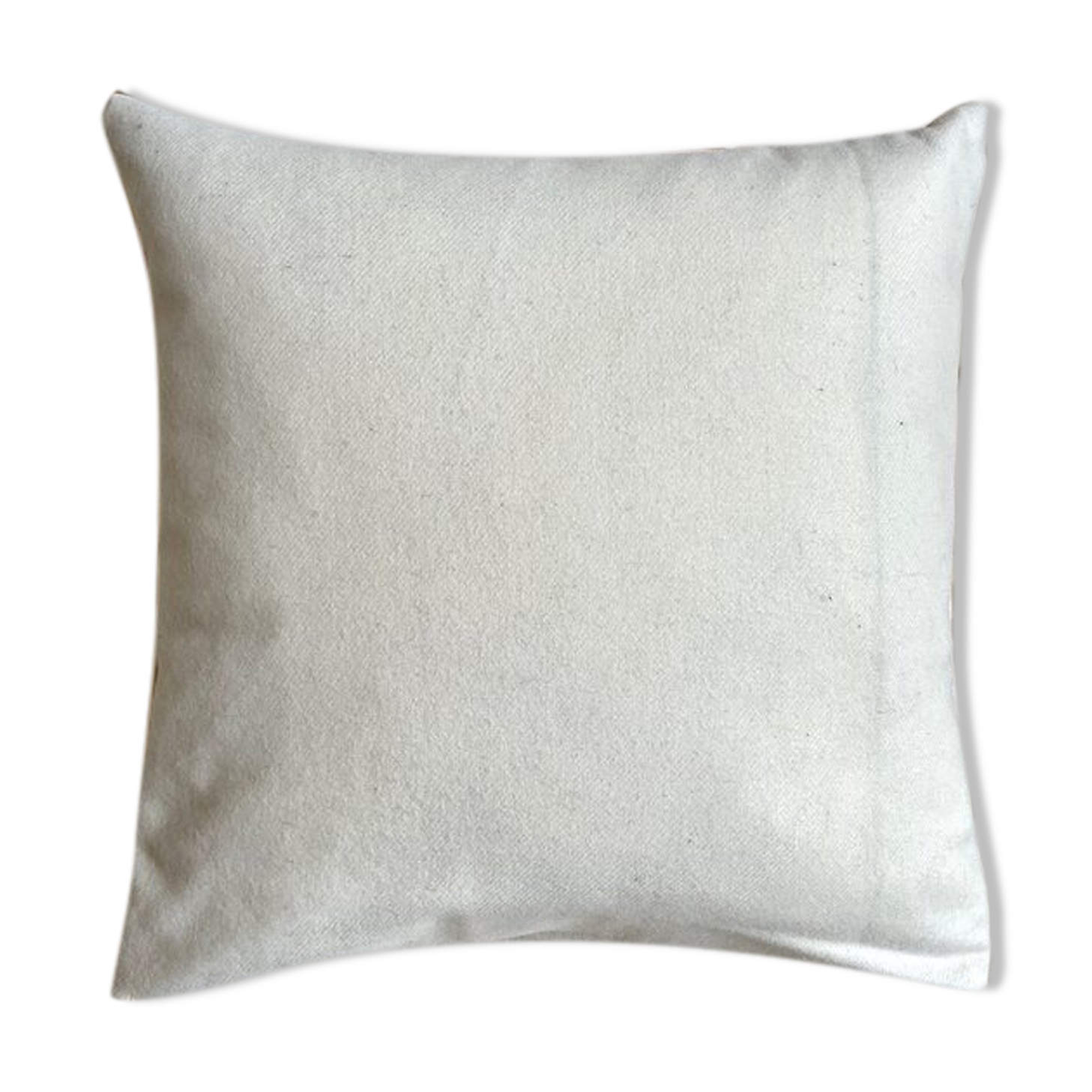 Beige wool cushion - 40 cm