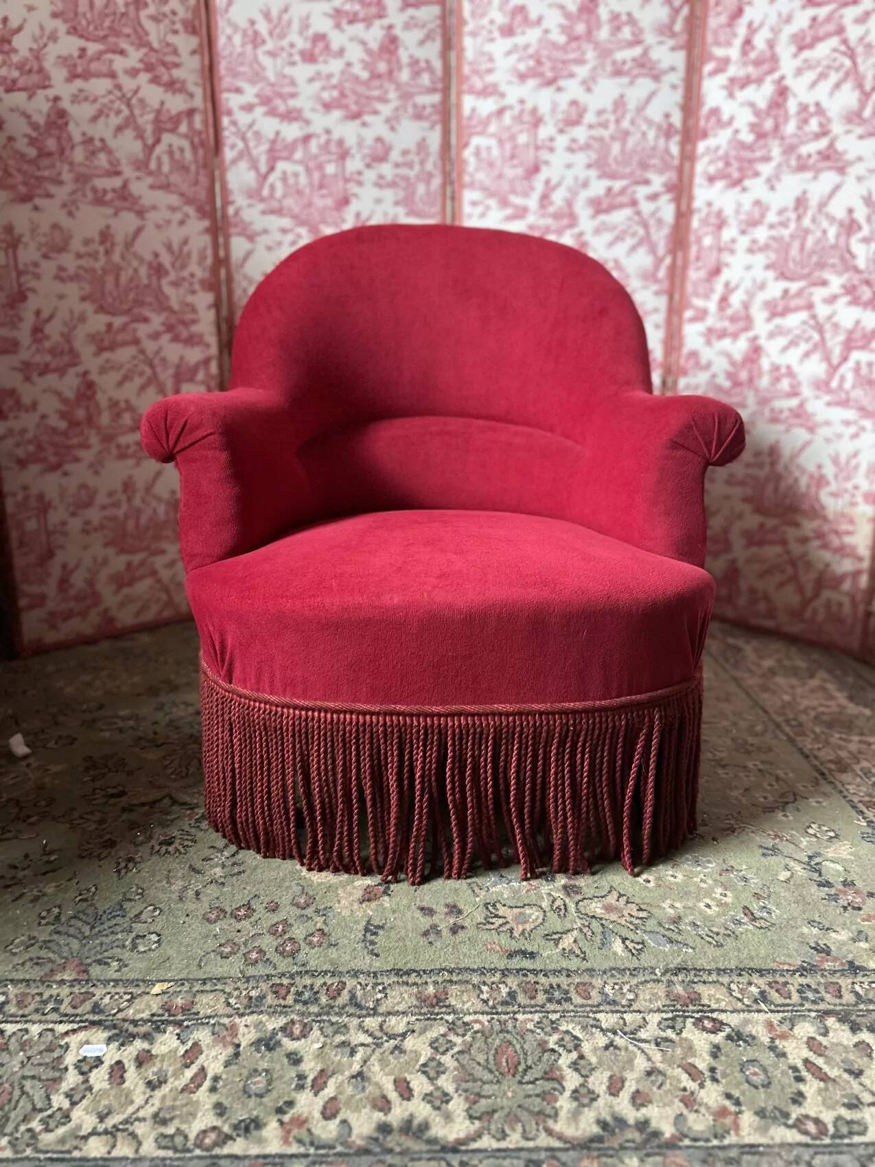 Napoleon III crapaud armchair in deep burgundy velvet