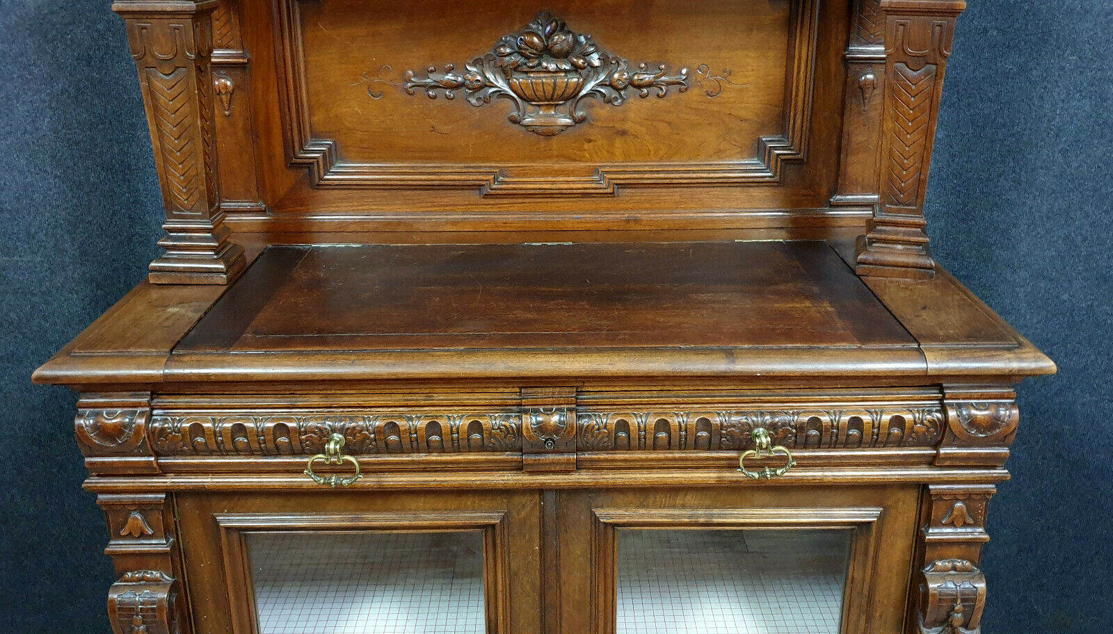 Renaissance mass walnut hunting lodge library