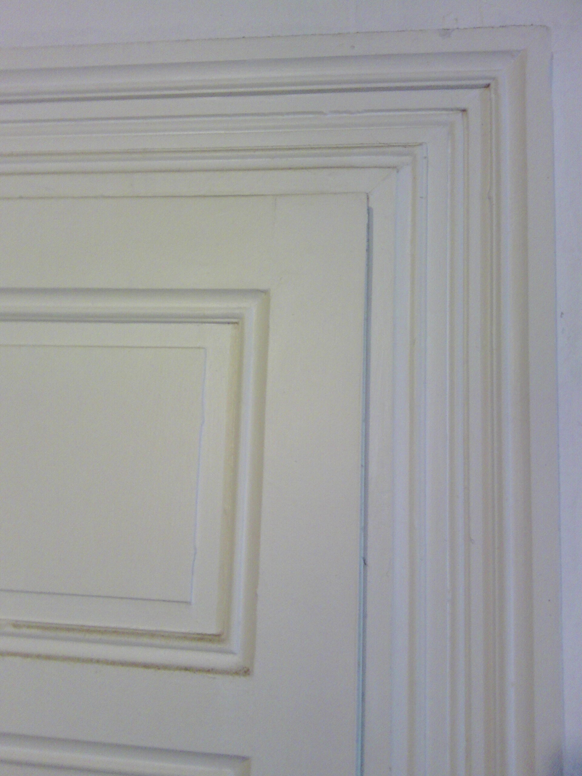 Large inner door 1900