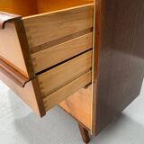 Buffet Jitona U-372/386 - design de Bohumil Landsman & Hubert Nepožitek
