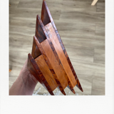 Thuja magnifying glass mail holder