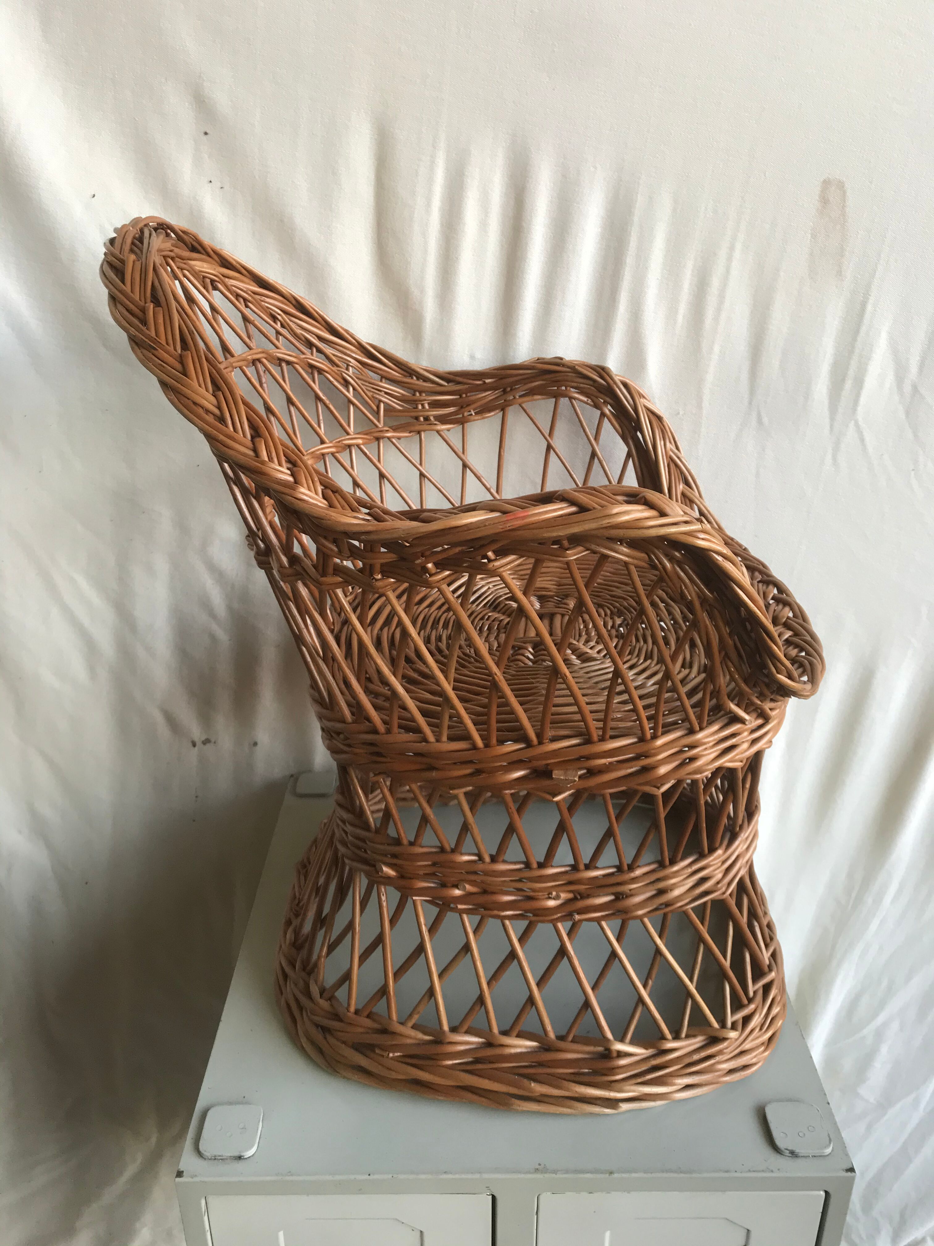 Ancien fauteuil enfant osier tressé vintage