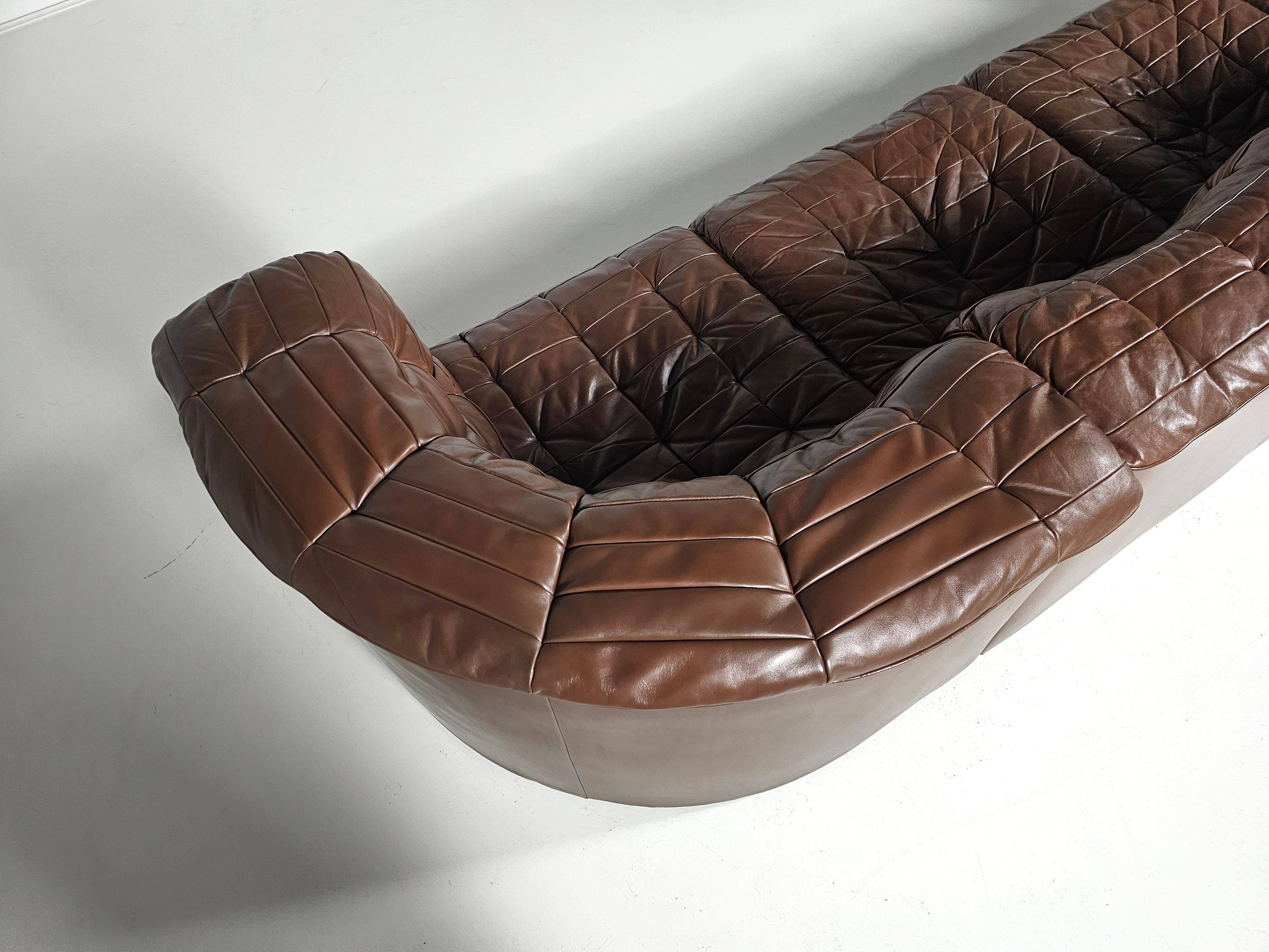 De Sede DS-11 modular sofa in original brown leather, 1970s.
