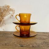 4 amber Duralex cups and saucers