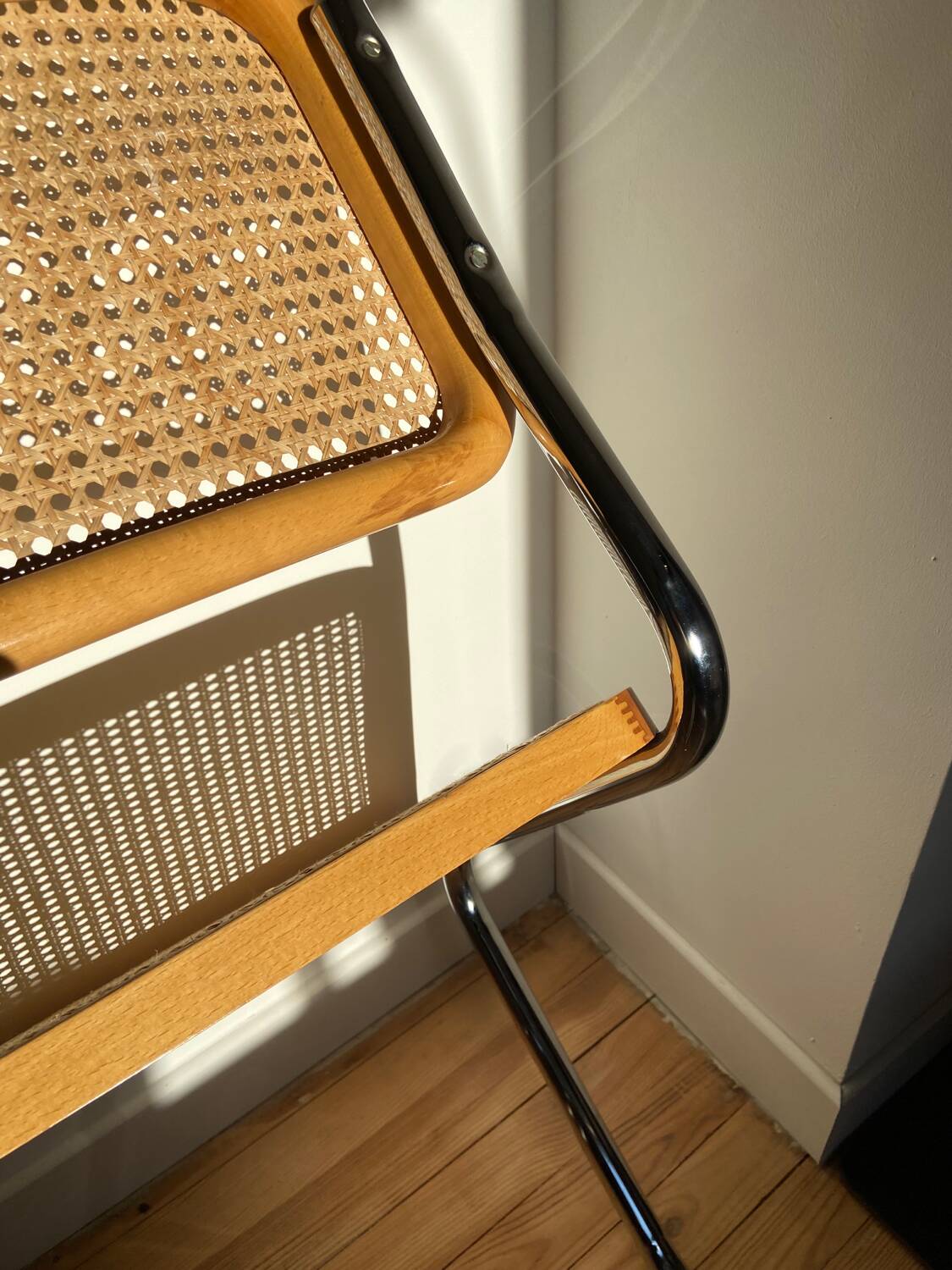 Paire de chaises cannées italiennes design Breuer