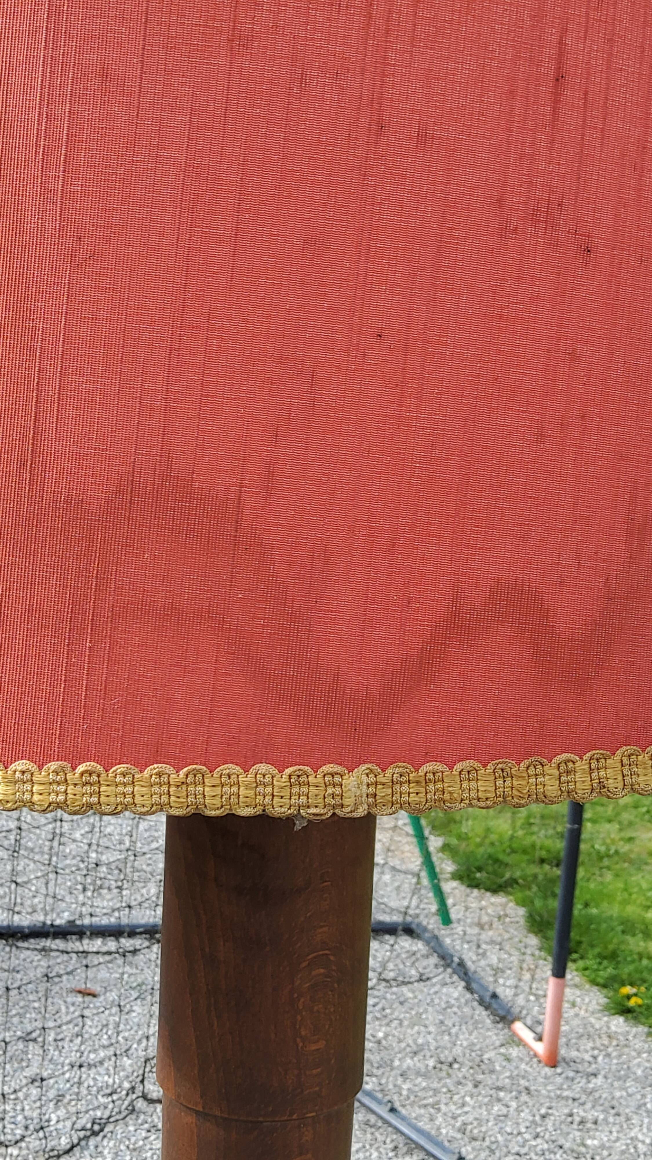 Floor lamp with shelf of the 40s/50s in beech lampshade red fabric